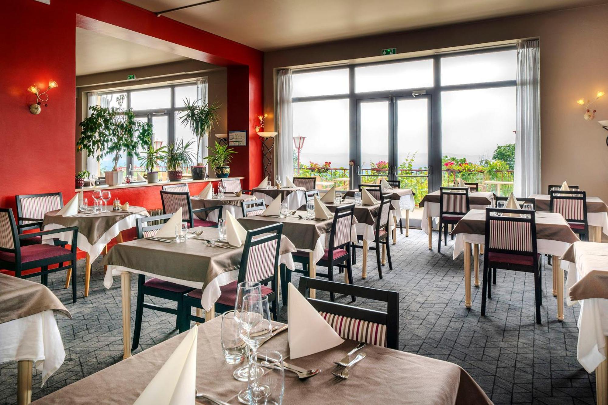 Trois-Épis Alexain Hotel Restaurant & Wellness - Colmar Ouest מראה חיצוני תמונה