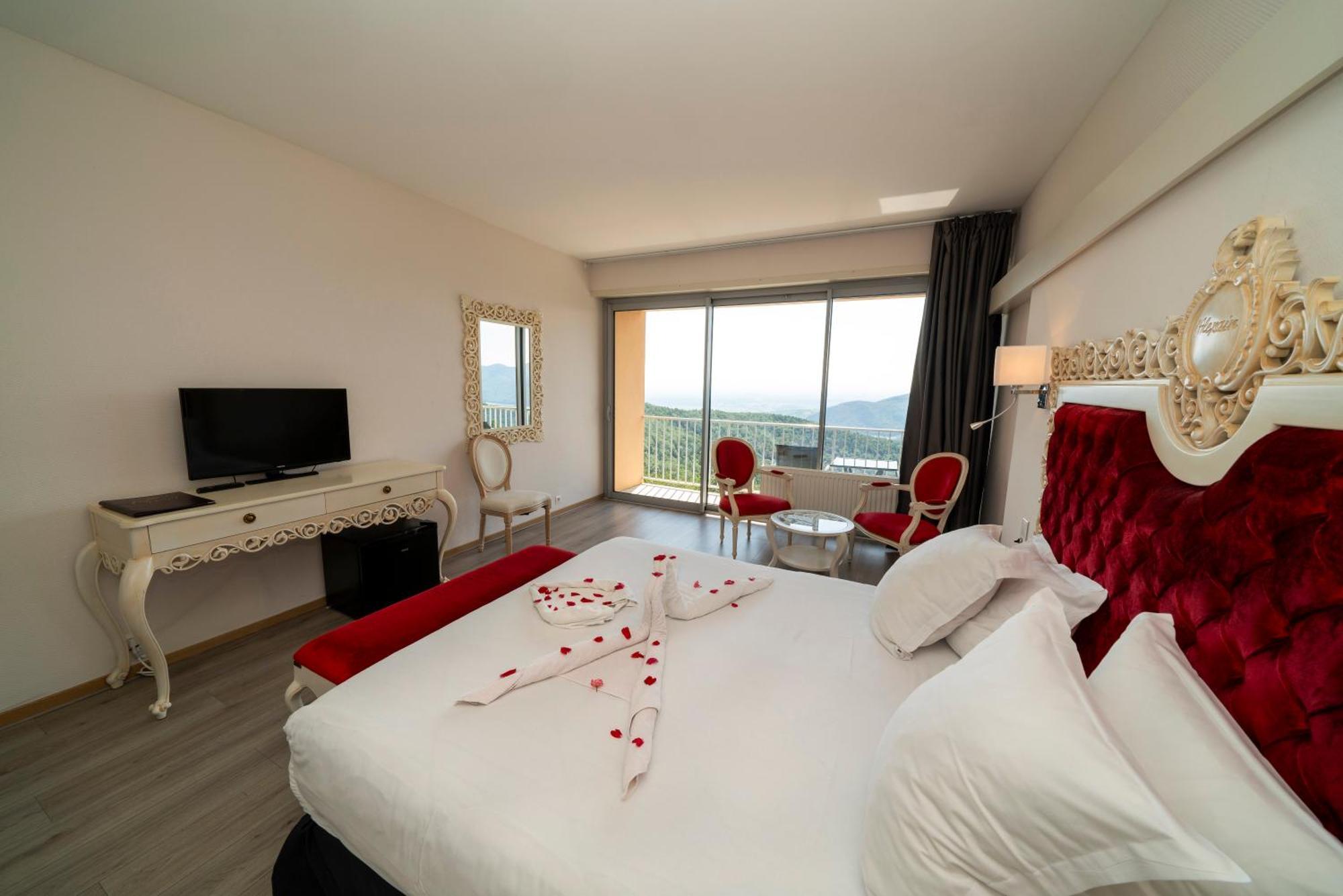 Trois-Épis Alexain Hotel Restaurant & Wellness - Colmar Ouest מראה חיצוני תמונה